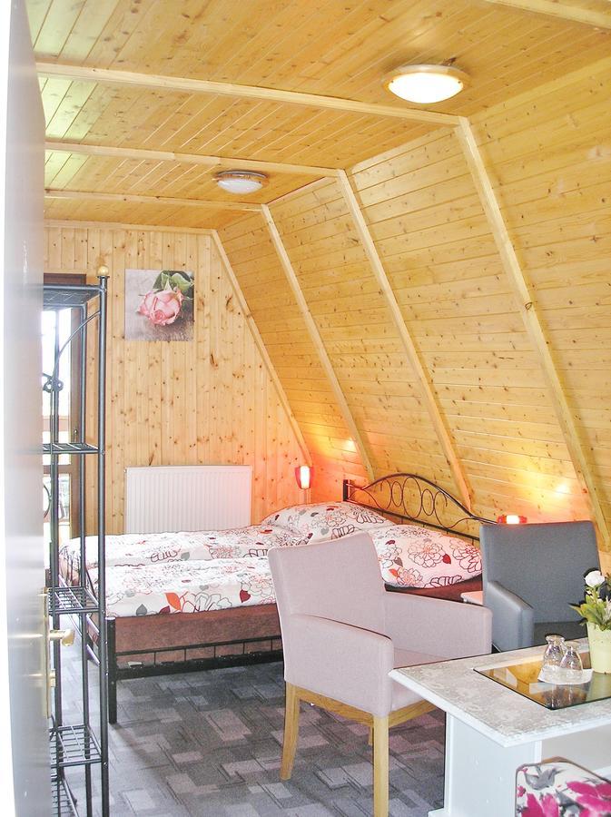 Koliba Belveder Hotel ฮอร์นี ปลานา ภายนอก รูปภาพ